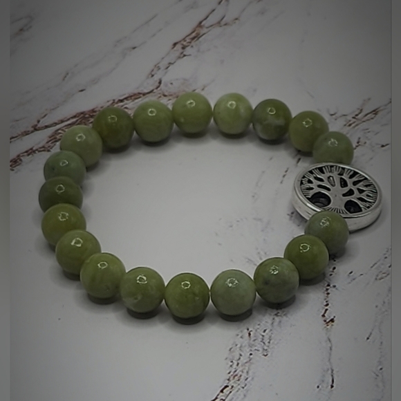 Tree of Life floating charm Green jade stretch bracelet - Picture 3 of 3